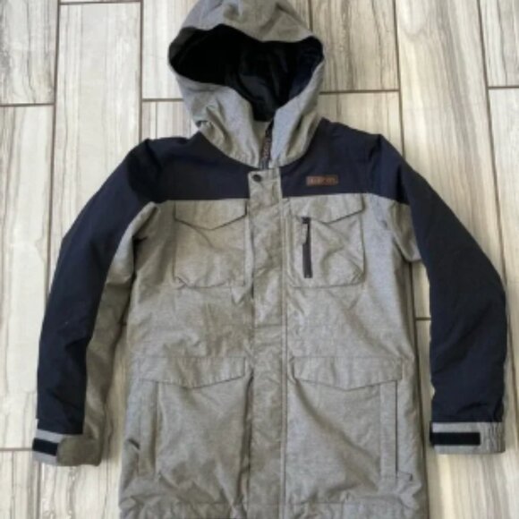 Burton insulated ski/snowboard jacket. EUC - Picture 1 of 7